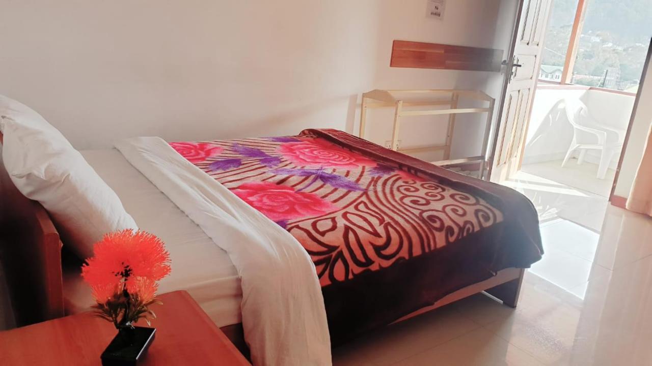 Oviya Guest Bed and Breakfast Nuwara Eliya Eksteriør billede